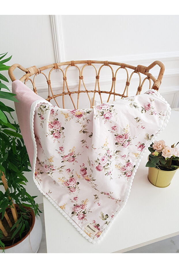 Floral Pom-Pom Double Layer Muslin Baby Blanket Muslin Cover 85x90