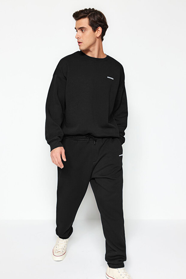 Siyah Regular Kesim Yazı Baskılı Sıcak Tutan Sweatshirt Eşofman Takım TMNAW24EM00004 - 6