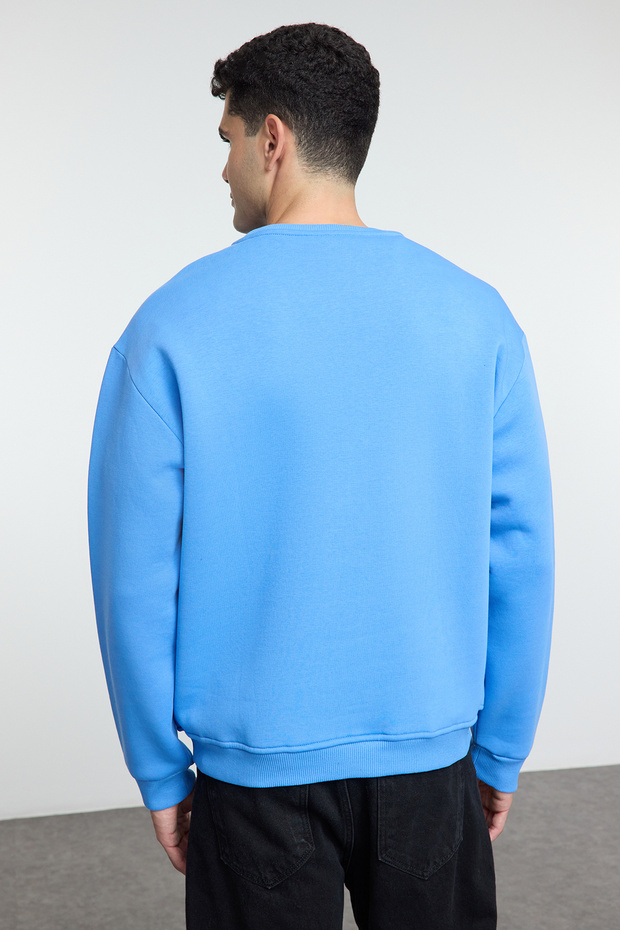 Mavi Unisex Oversize/Geniş Kesim Nakışlı İçi Polarlı Sweatshirt TMNAW25SW00015 - 5