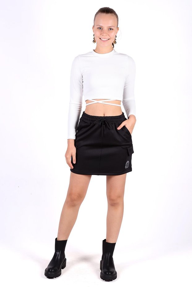 Black binding detail Pocketed mini skirt 9157m