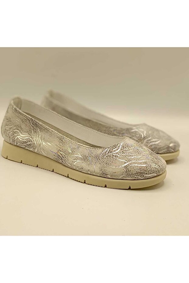 Alena Silver Leather Ballerinas