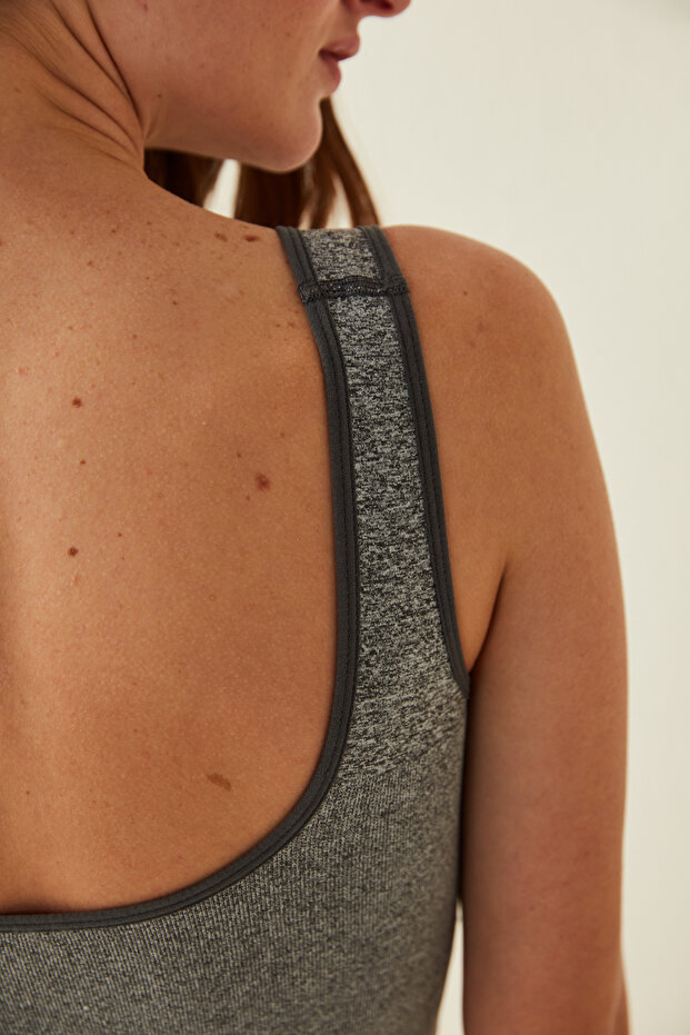 Removable Padded Seamless Bra - 6