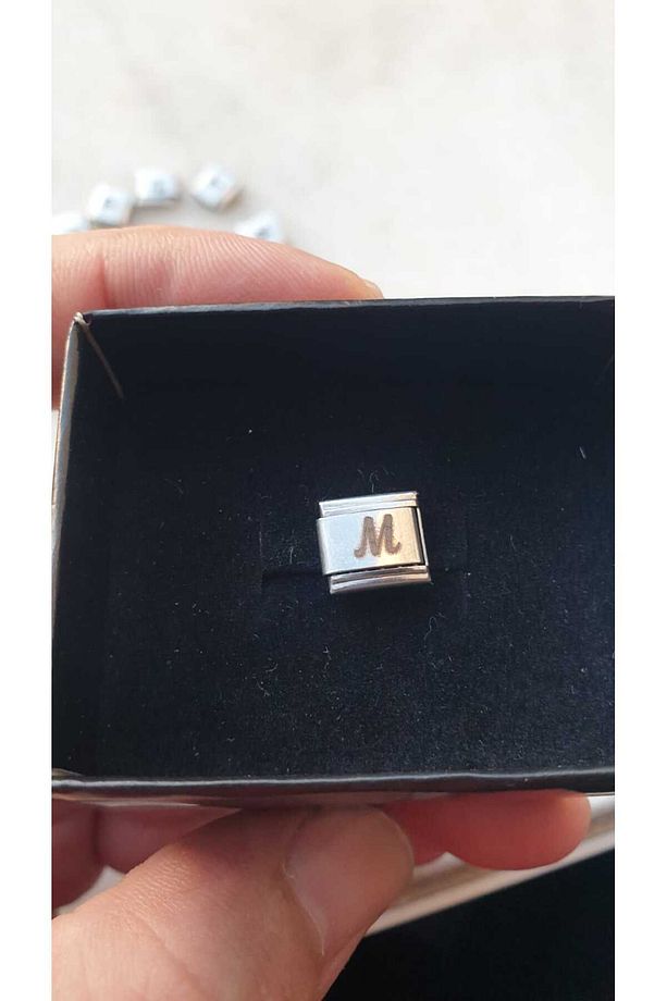 İTALYAN ÇELİK CHARM NOMİ ÇELİK CHARM M HARFİ İSİM TARİH BAŞ HARF YAZILIR 9 MM  FMACCESORİES - 6