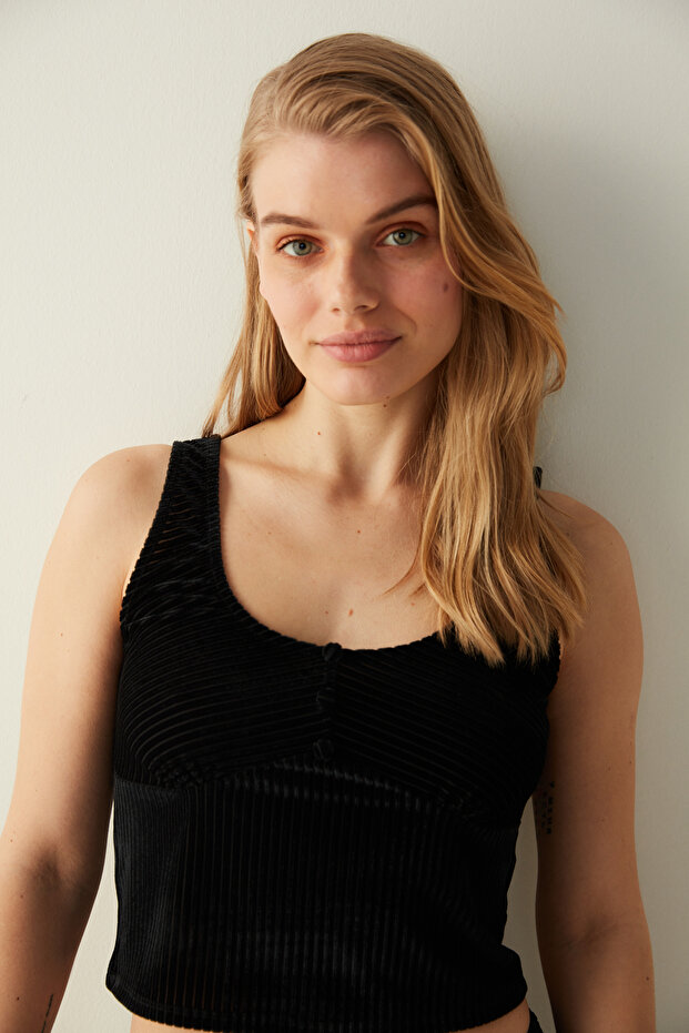 Siyah Kadife Atlet - 1