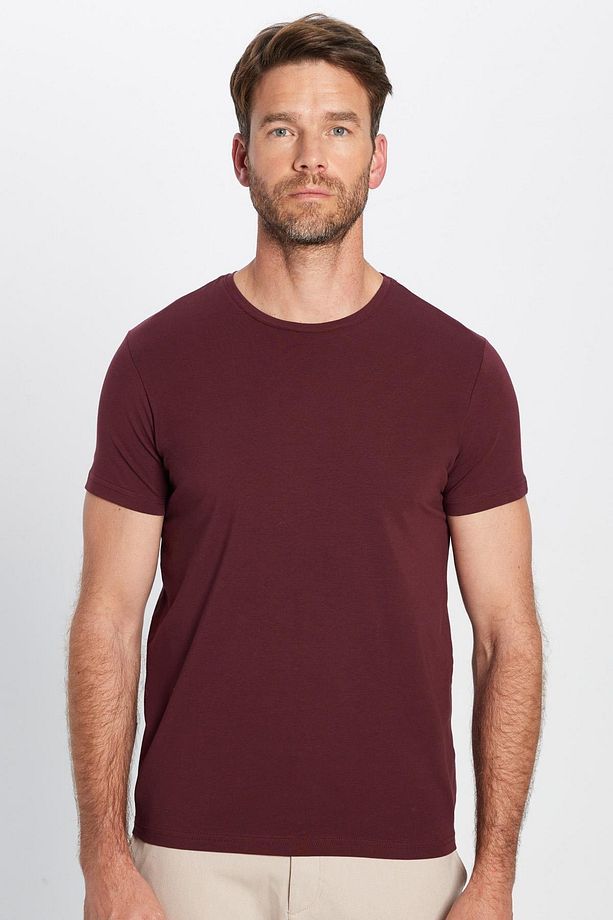 Erkek Slim Fit Dar Kesim Pamuklu Yumuşak Doku Likralı Esnek Kumaş Basic Bordo Bisiklet Yaka Tişört - 4