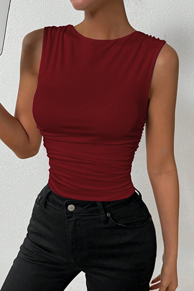 Pleated sleeveless burgundy blouse 5054