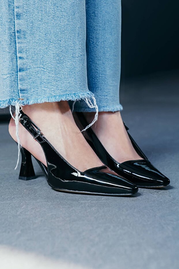 Women's Open Back Short Heeled Shoes Niola Black Patent Leather