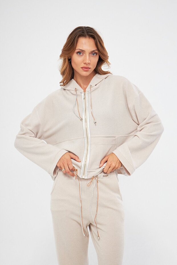 KAPÜŞONLU BEJ BLUZ - 3