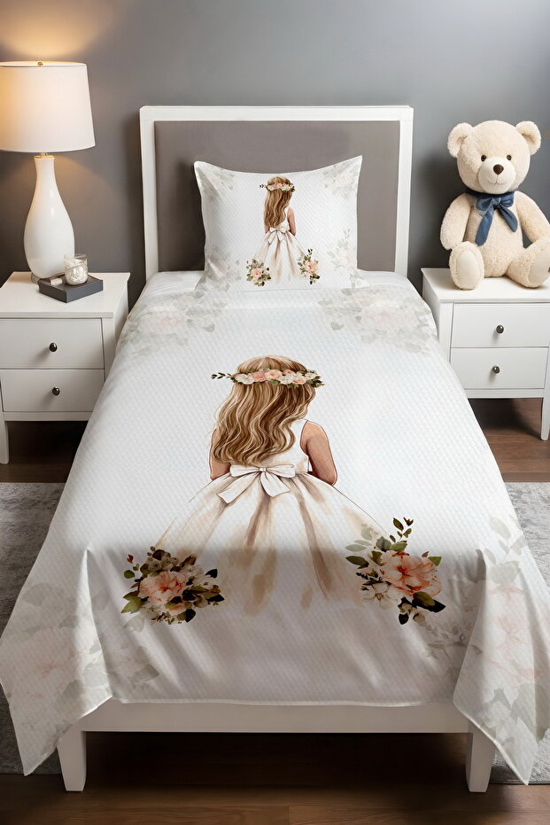 Simple Blonde Haired Princess Patterned Pique Set - 1