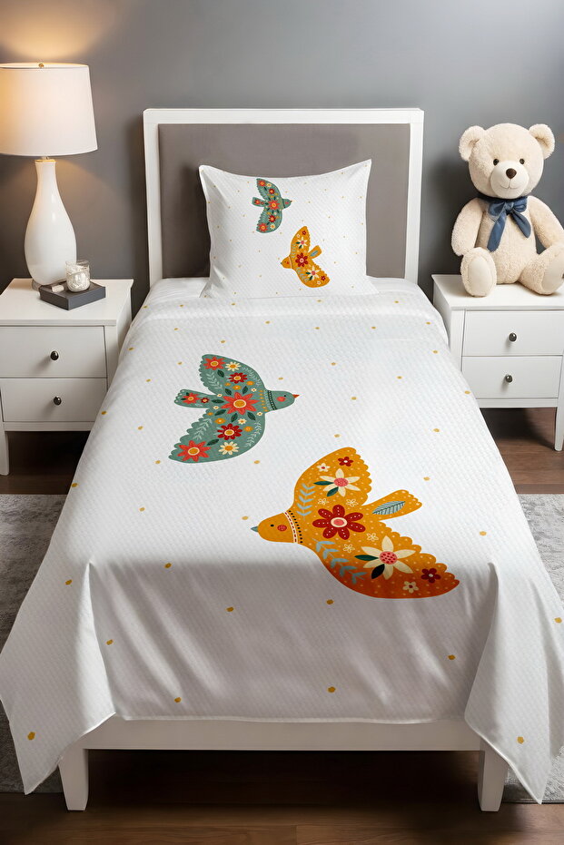 Embroidered Birds Patterned Pique Set