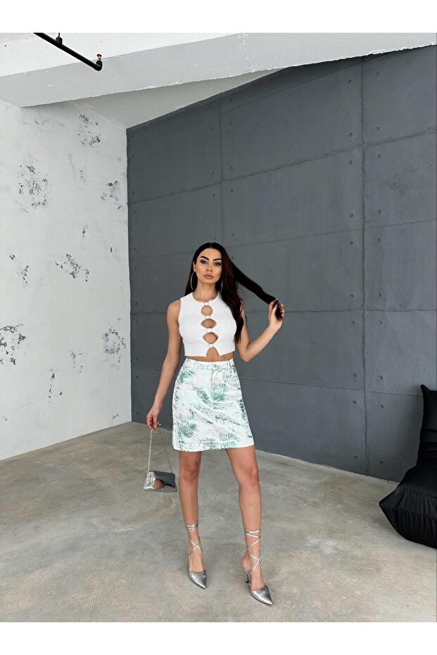 تنورة خضراء صغيرة - مطبوعة - 3