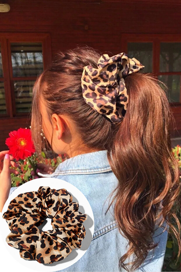 Oversized Leopard Satin Buckle