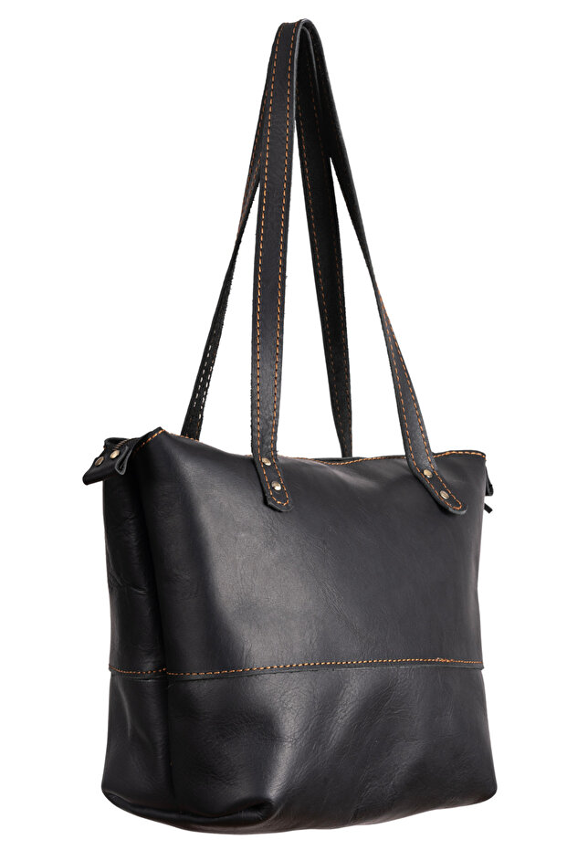 Women's Leather Hand and Shoulder Bag, Large Capacity, Genuine Leather Handmade, Zip-Up Closure and Interior Compartment
