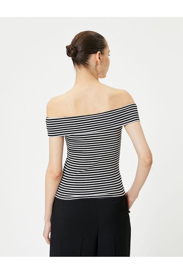 Madonna Yaka Tişört Omzu Açık Slim Fit - 4