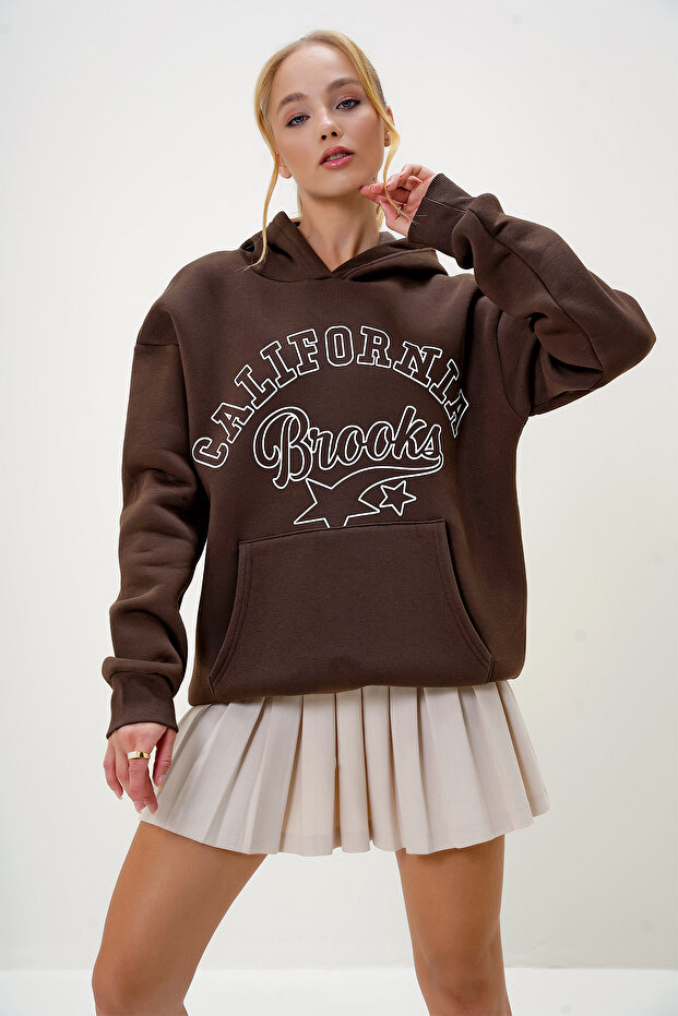 Brown Hooded Kangru Pocket Sweatshirt with Text Printed on the Front and Three Thread Ribbons Alc-X13079