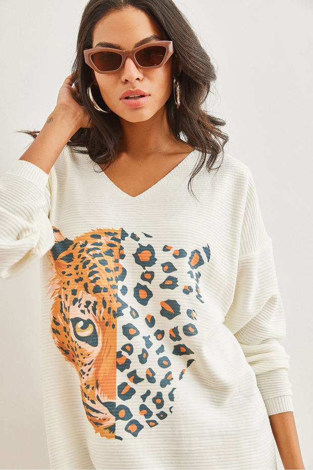 Women's Leopard Ecru Printed Slit Knitwear Tunic Tnk- 19000099