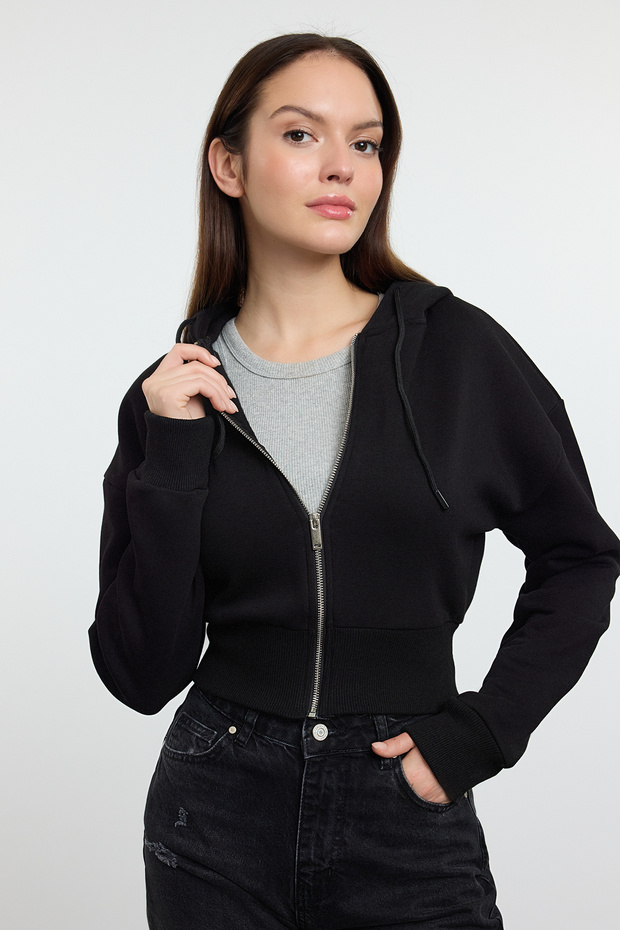 Siyah Crop Oversize Örme Sweatshirt TWOAW25SW00302 - 2