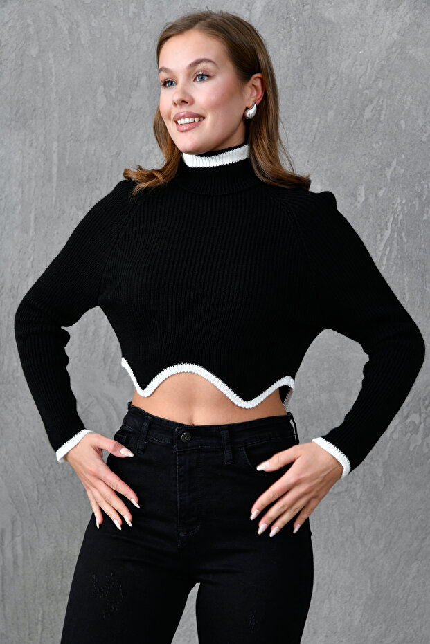 High-Neck Collar Stylish Design Black Crop Knit Sweater 137