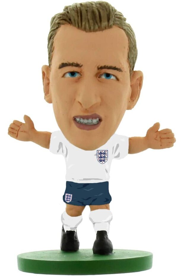- England Harry Kane Figure