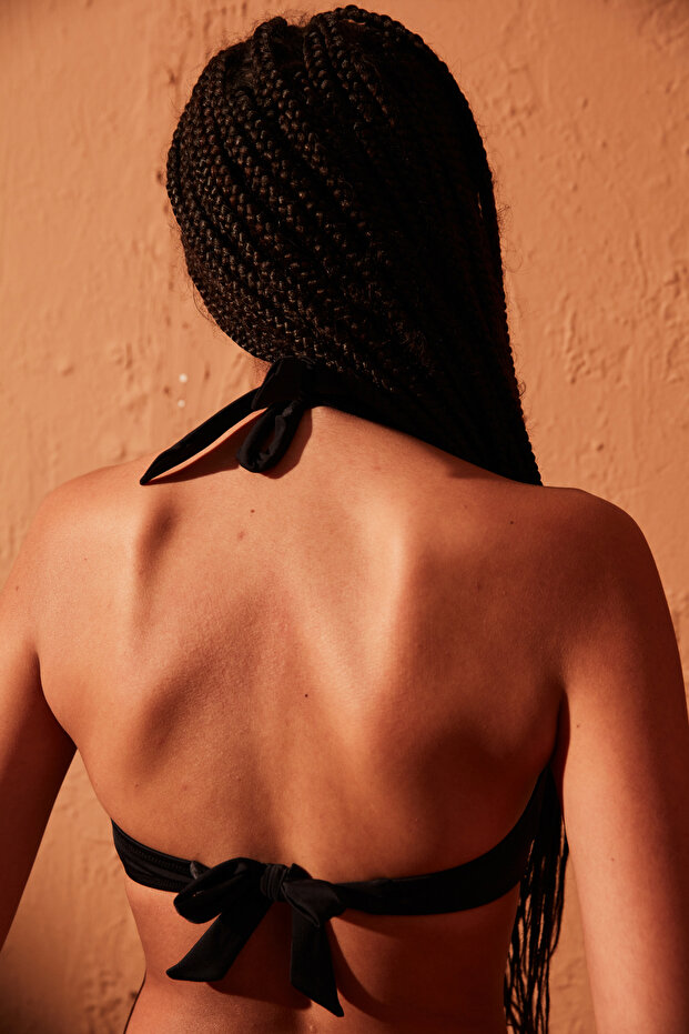 BASIC TRIANGLE TWIST TOP - 4