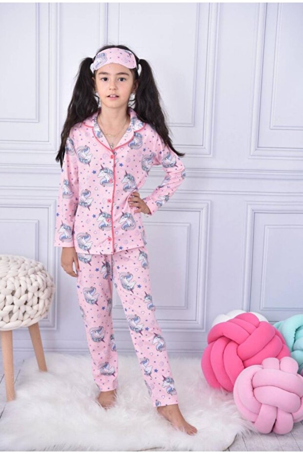 Unicorn Patterned Eye-Shaped Pajama Set