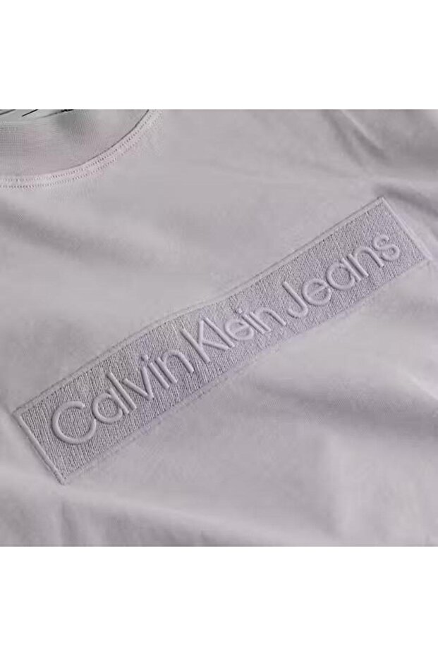 EMBROIDERED BOX TEE - 5