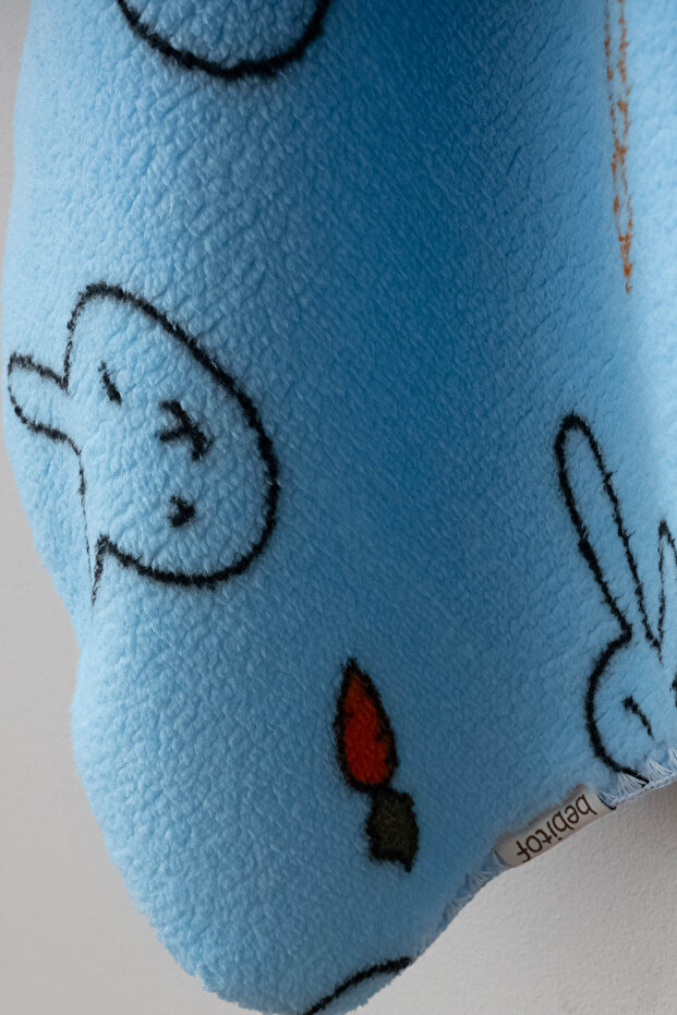 بطانية قطيفة بنمط أرنب لطيف - 2