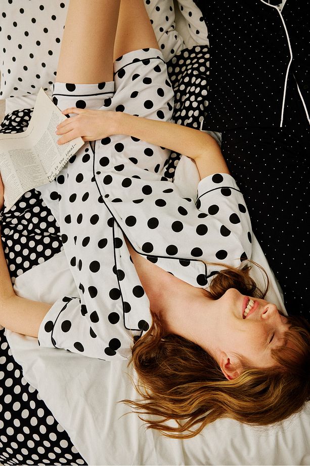 Black Dotted Beyaz Gömlek Şort Pijama Takımı - 2