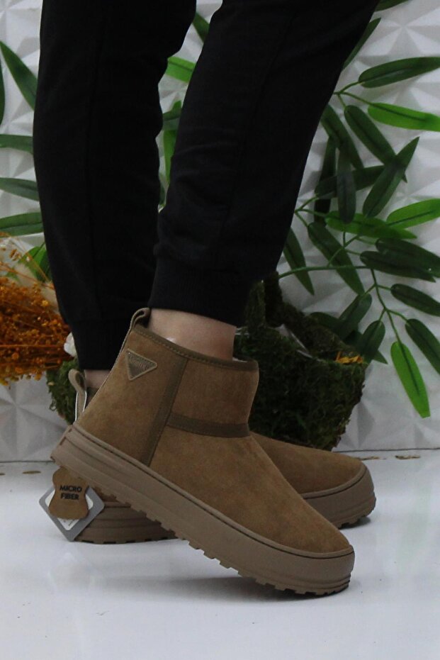Saro Brown Comfortable Original Product Short Women's Boots with Faux Fur Inside