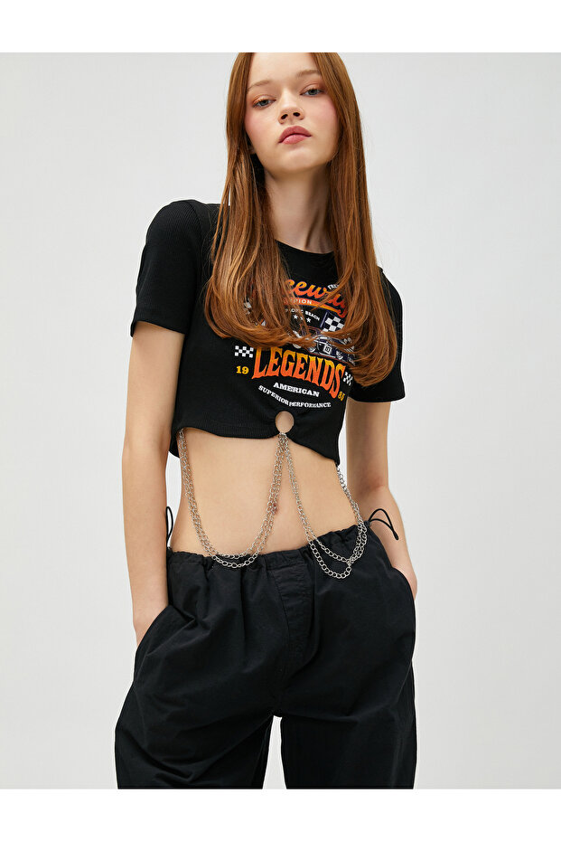 Crop T-Shirt Printed Chain Detailed Short Sleeve Crew Neck