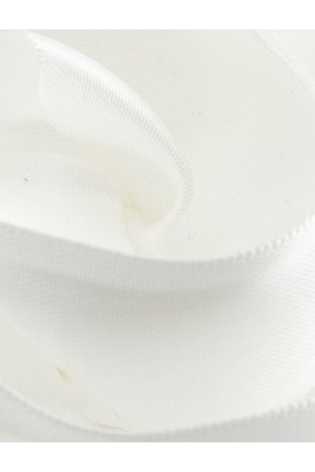 Gül Aplike Detaylı Choker Kolye - 4