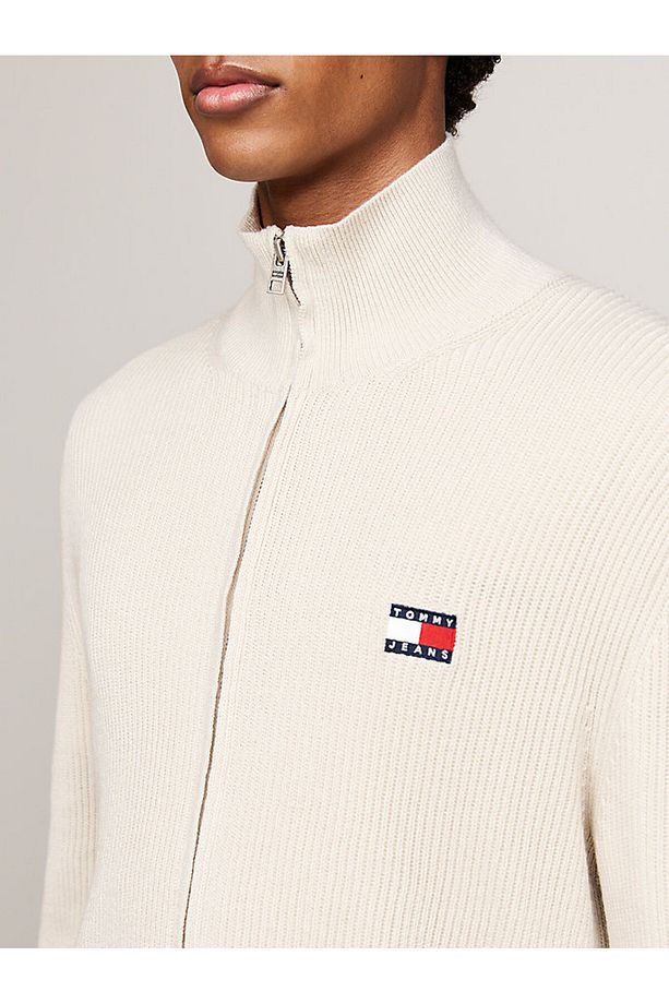 TJM SLIM XS BADGE ZIP THRU - 3