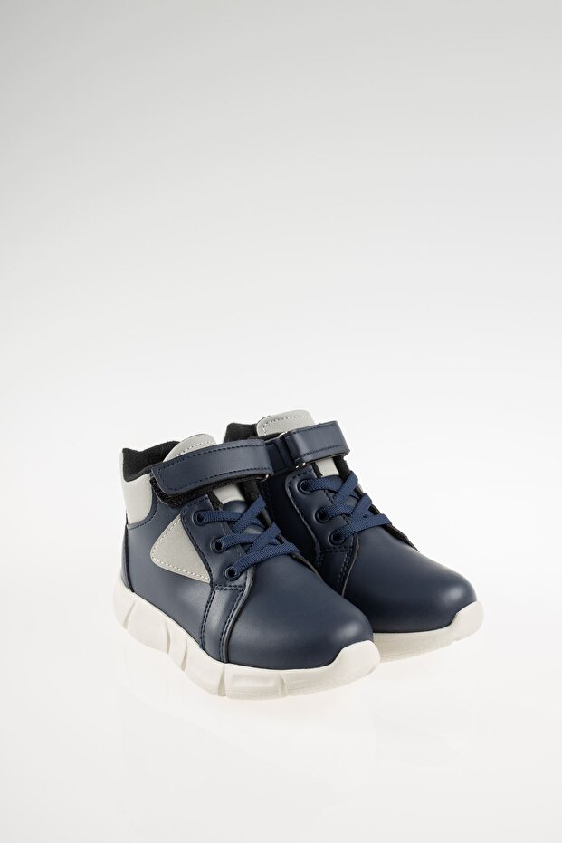 Cırtlı Bağcıklı Çocuk Bot - 1