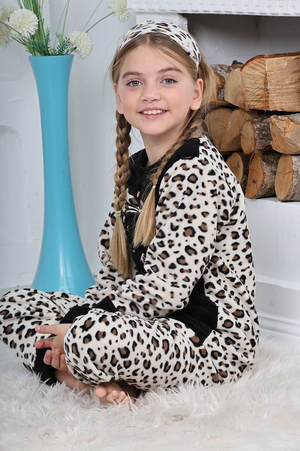 Kız Çocuk Leoparlı Yumuşak, Kalın, Kışlık Aplike Nakışlı Siyah Polar Pijama Takımı - 3