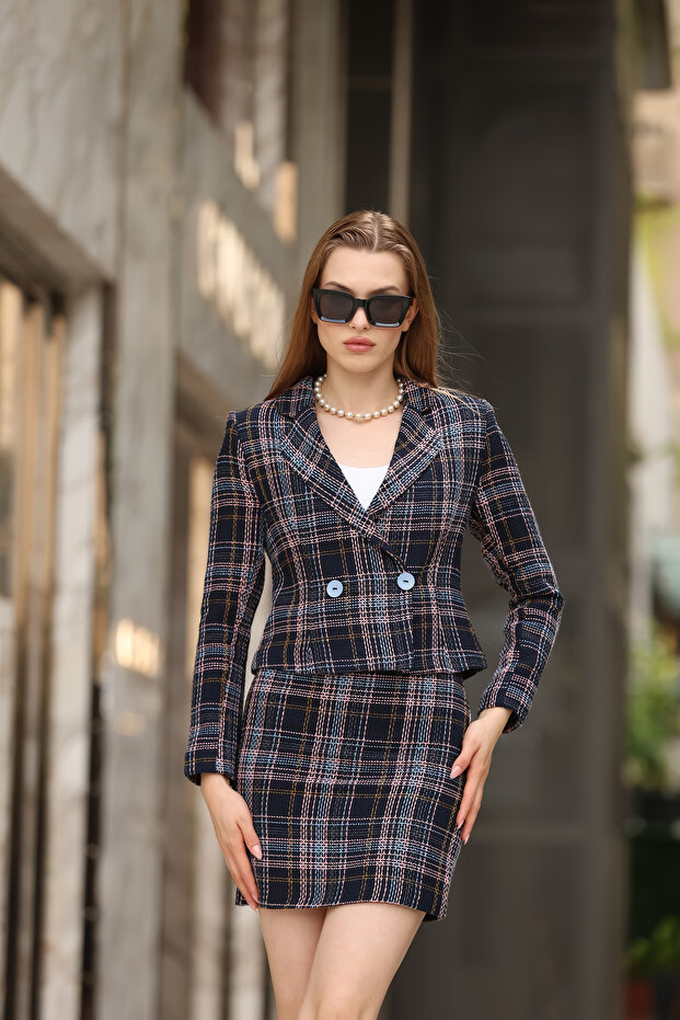 Double Button Plaid Suit - 3