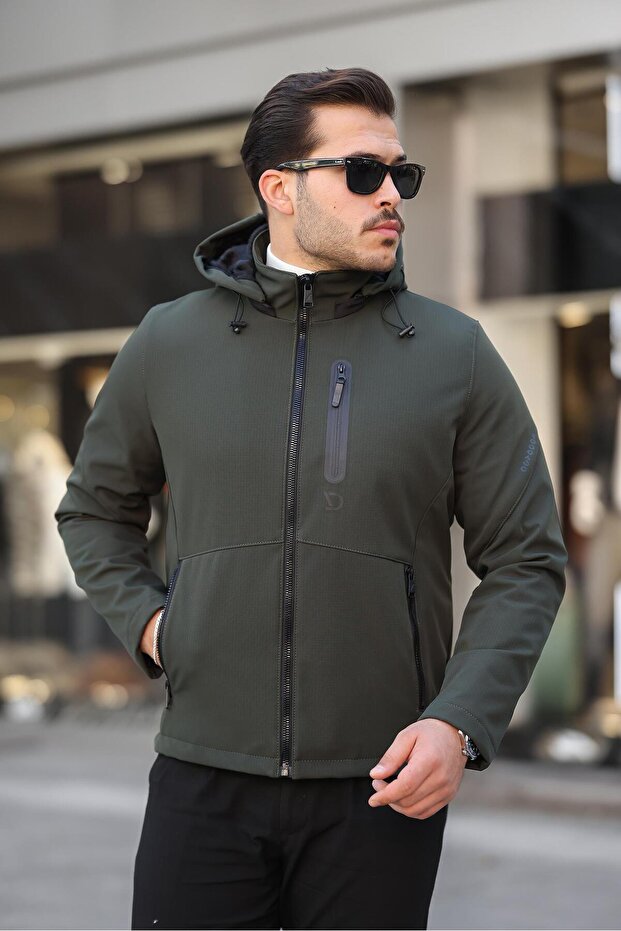 سترة سوفتشيل مقاومة للماء والرياح - 4