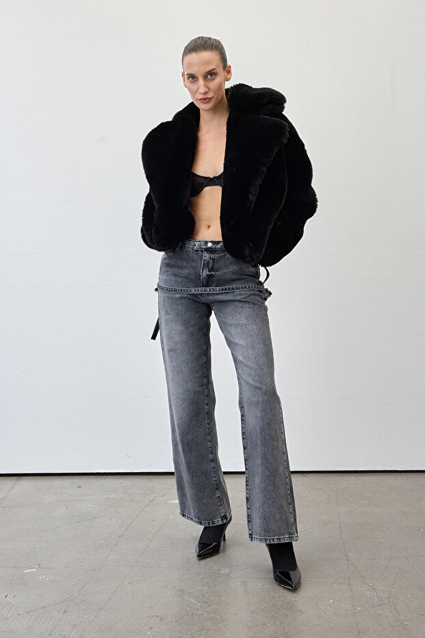 Mid-rise designer jeans - 6