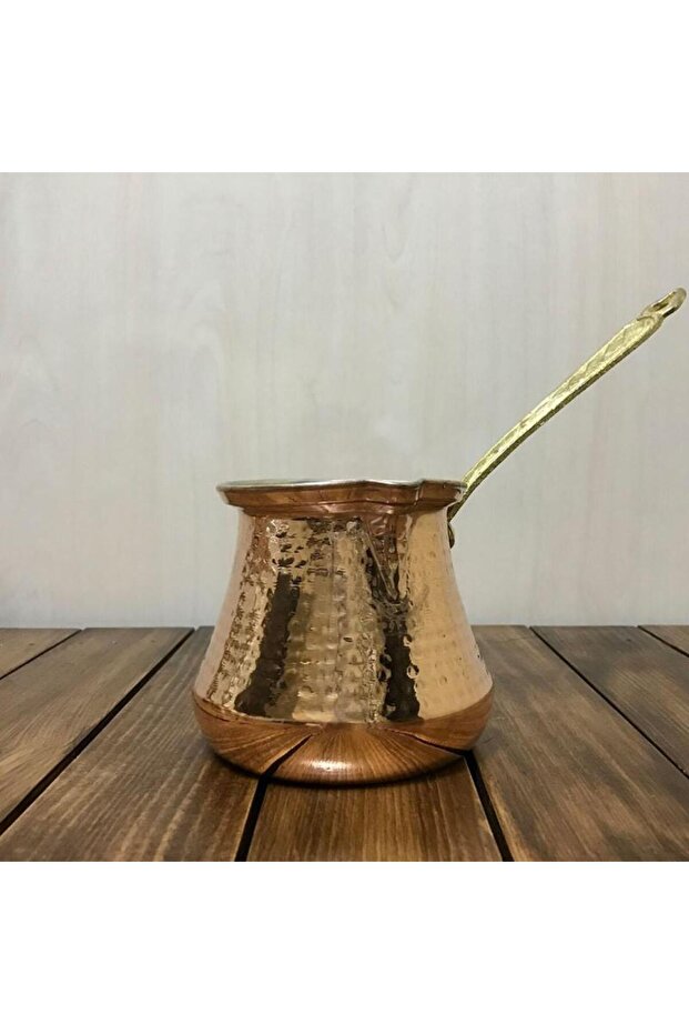 وعاء حليب كبير من النحاس - 1