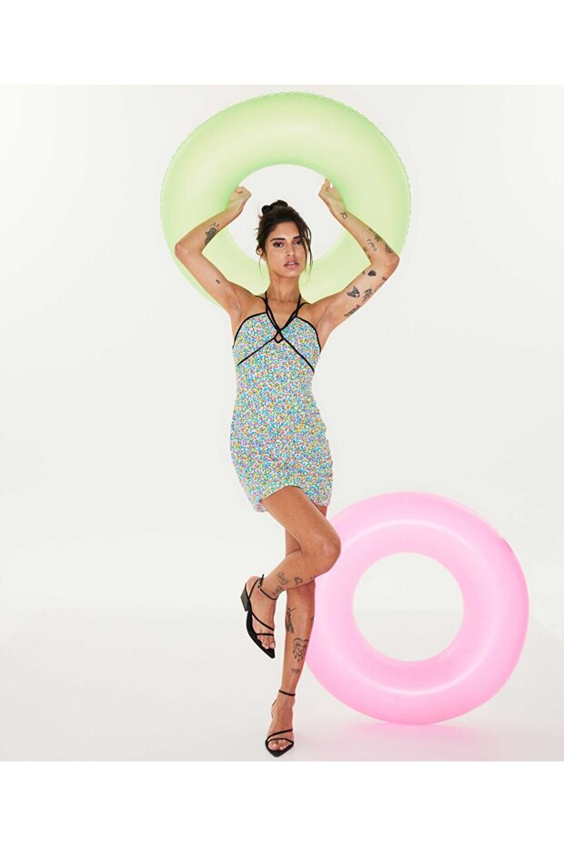 Desenli drapeli elbise - 7