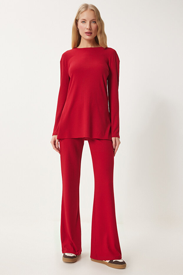 Women's Red Comfortable Ribbed Knitted Blouse and Pants Set Ow00054