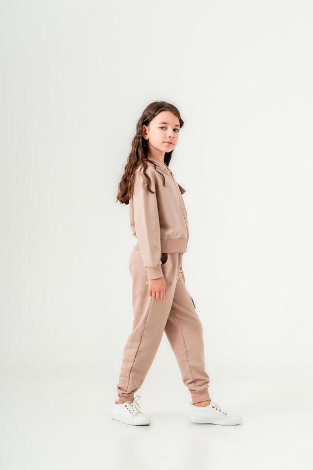 The Real World Label Cargo Pocket Hooded Girls' Sweatshirt and Sweatpants Set