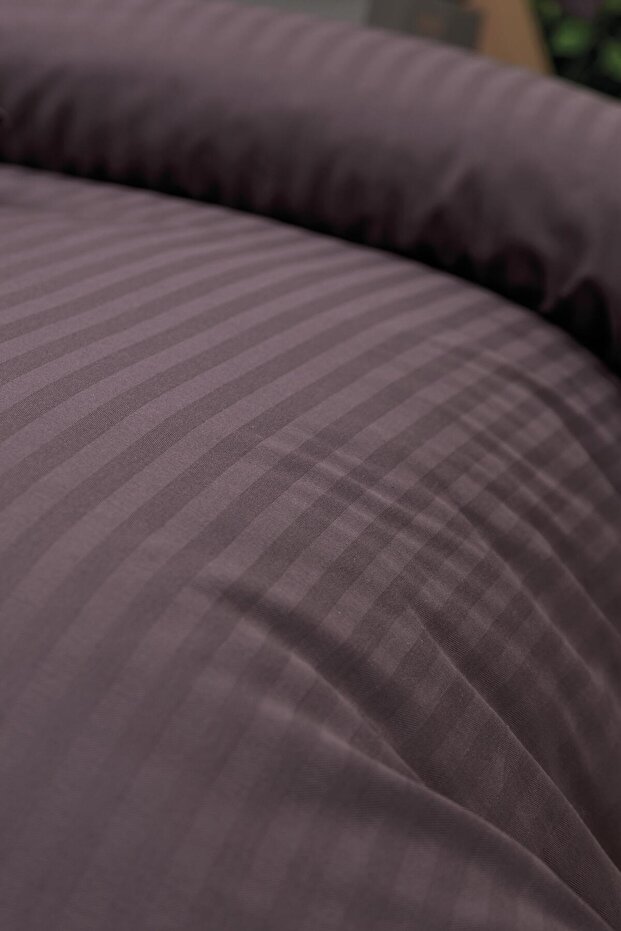 طقم غطاء لحاف مزدوج من بوبلين إنفينيتي بيري - 4