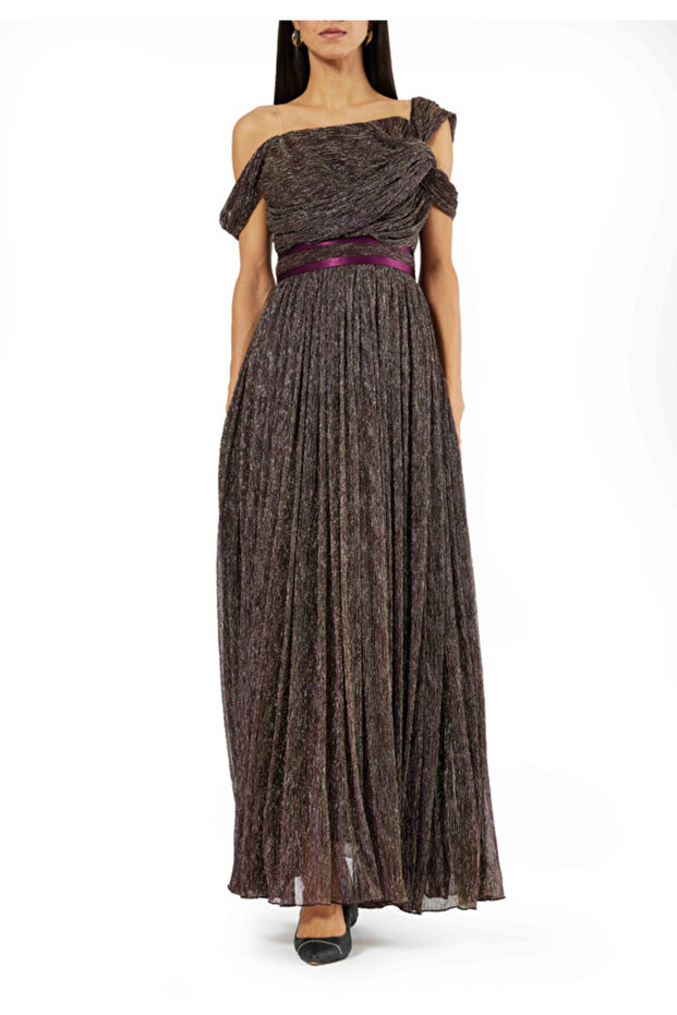 فستان طويل بدون أكتاف - 1