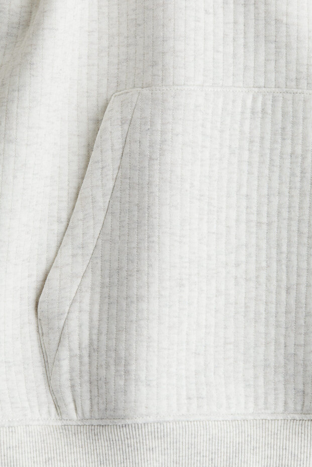 Ribanalı ve Kapüşonlu Üst - 2