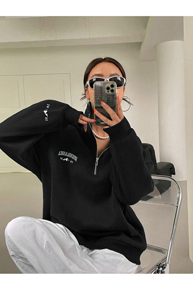 Nebraska 1991 Half Zip Sweatshirt - Black Printed Oversize Stand Collar