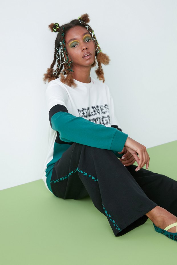 Bu4u Coolness Sweatshirt