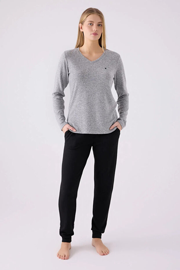 Women's Grimelange V-Neck Cuffed Long Sleeve Pajama Set