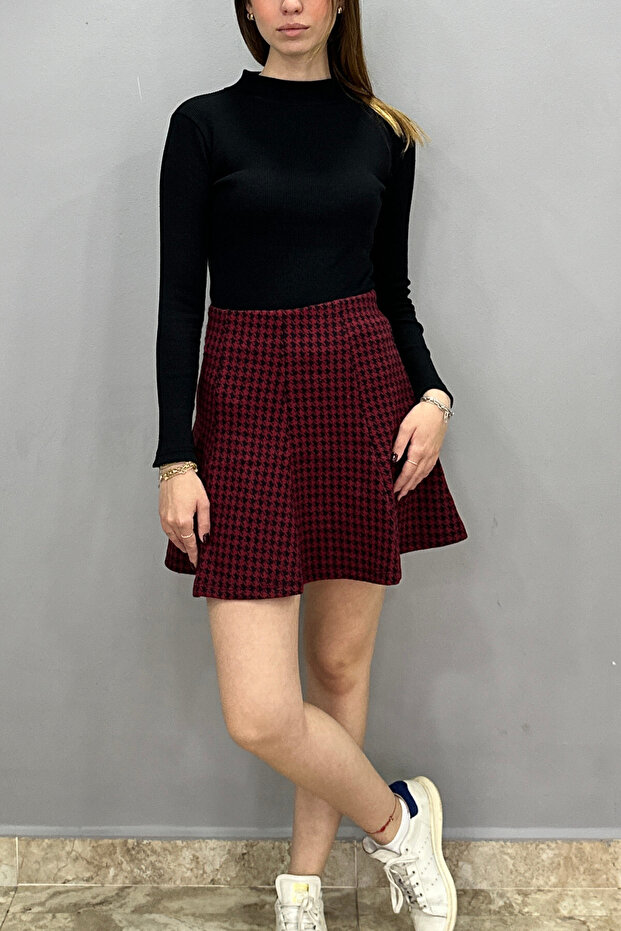 Women's Winter Black Burgundy Houndstooth Print Flared Skirt