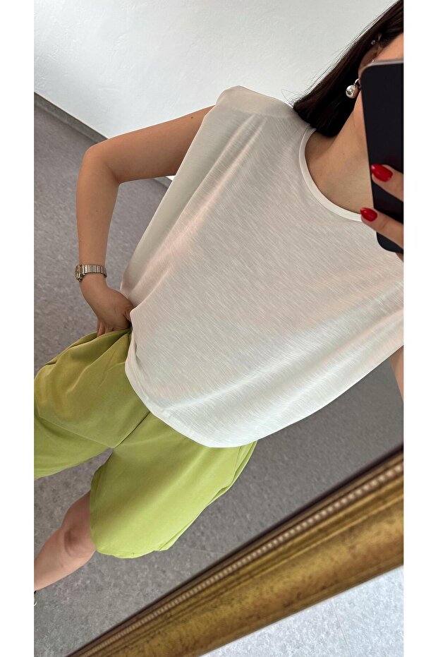 تي شيرت أبيض مبطن أساسي - 3