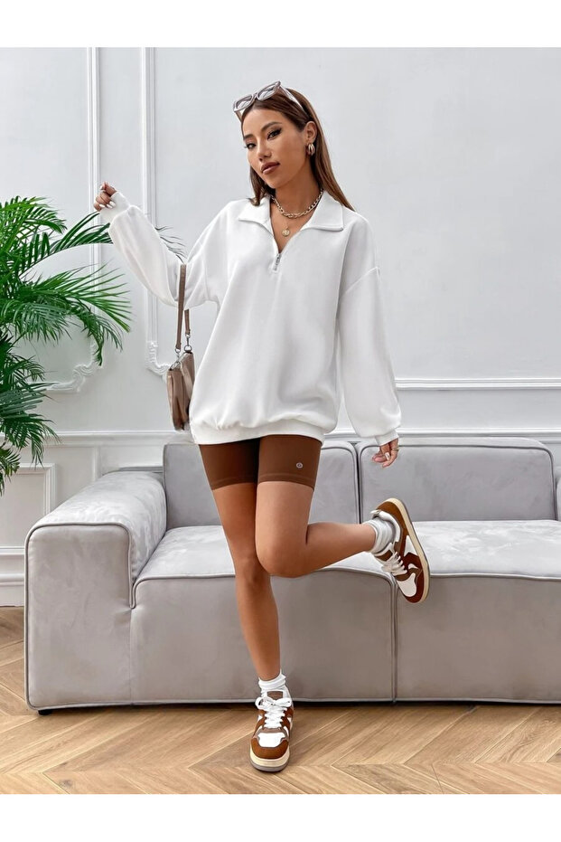 Unprinted Half Zippered High Collar Sweater